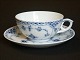 Royal Copenhagen
Blue Fluted Half Lace
Teacup no. 525
