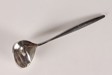 Georg Jensen
Cypres cutlery
Sauce Ladle
L 20,5 cm