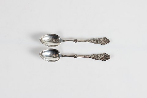 Tang Silver Cutlery
Teaspoons
L 13 cm
