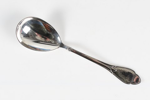 Dalgas Silver Cutlery Cohr
Large serving spoon
L 26 cm