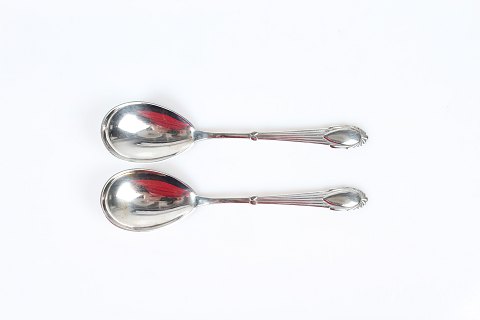 F Silver Cutlery
Jam spoon
L 13 cm