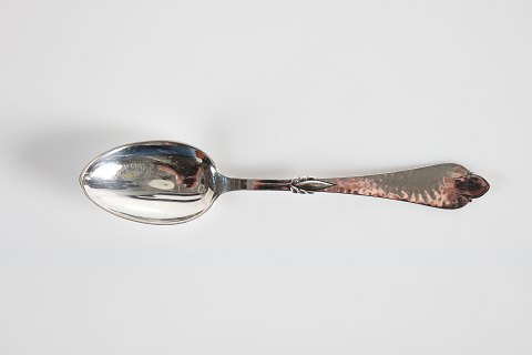 Freja Silver Cutlery
Dessert spoon
L 17 cm