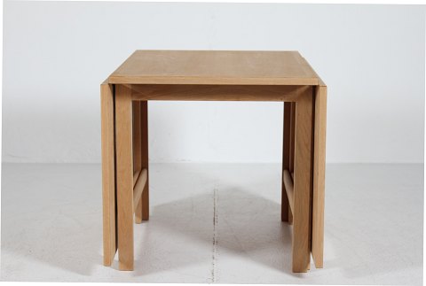 Hans J. Wegner